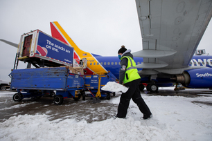 210214dal_snowplanes