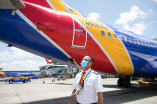 southwest-airlines-employees-wearing-face-coverings-around-the-c