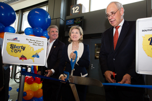 southwest-airlines-celebrates-new-nonstop-service-between-washington-reagan-national-airport-and-austin-texas-6