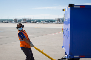 southwest-airlines-employees-smiling-through-their-face-covering